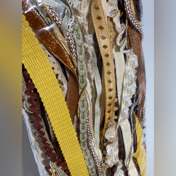 🆕Craft Decor 50 piece Ribbon & Trim Medley - Picture 2 of 3